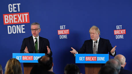 Премьер-министр Великобритании Джонсон увольняет бывшего ключевого союзника — RT World News