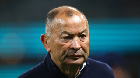 Тренер по регби разозлился на болельщика после насмешки «предателя» (ВИДЕО) — RT Sport News