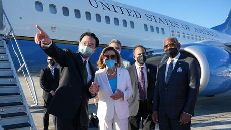 «Отсутствие реакции» Китая на визит Пелоси — это не слабость, а стратегия — RT World News