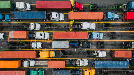 Россия, Иран и Азербайджан заключили сделку по облегчению торговли — RT Business News