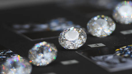 Запад рассматривает Россию как экспортера «кровавых алмазов» — NYT — RT World News