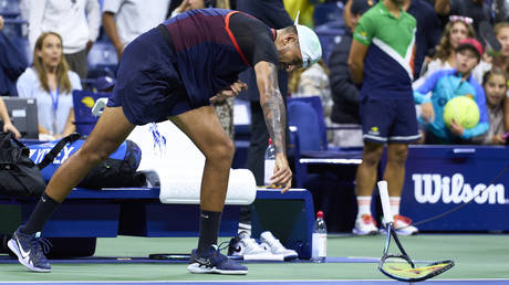 Австралийца наказали за жестокий крах после поражения от россиянки (ВИДЕО) — RT Sport News