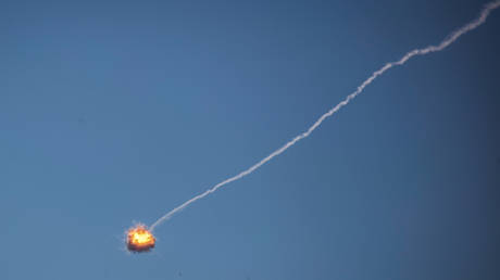 Израиль продает системы ПВО арабской стране — СМИ — RT World News