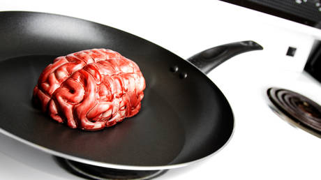 Каннибал признал себя виновным в том, что съел финик Гриндра — RT World News