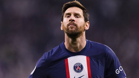 Месси опередил Роналду с новой вехой — RT Sport News