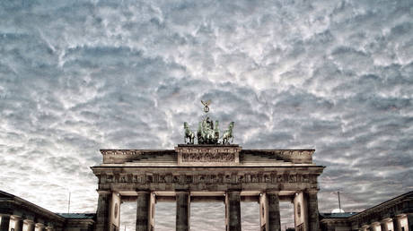 Обнародовано предупреждение о рецессии в еврозоне — RT Business News