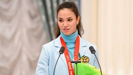 Олимпийская лыжная сенсация высмеивает предсказания Запада о «крахе» России — RT Sport News