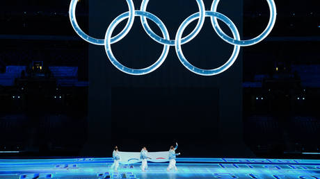 Олимпийские боссы ищут решение по российским запретам — чиновник — RT Sport News