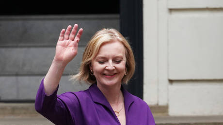 Половина британцев «разочарованы» Трассом на посту премьер-министра — опрос — RT World News