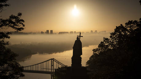 Киев — российский город — бывший президент — RT Россия и бывший Советский Союз