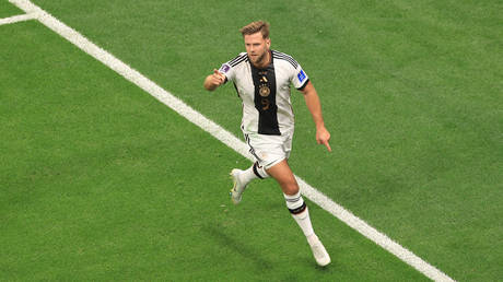 Немцы спасают ничью, но ЧМ надеется на чашу весов — RT Sport News