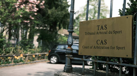 Российские депутаты требуют прекратить признание спортивных судов — RT Sport News