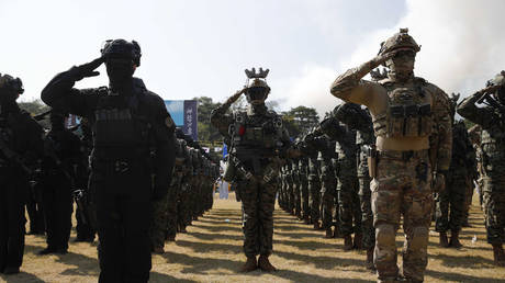 Сеул может изменить позицию по ядерному оружию — министр — RT World News