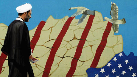 США не непобедимы — Иран — RT World News