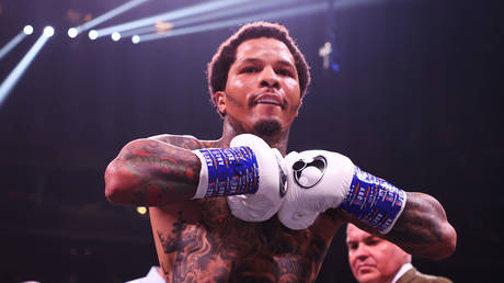 Чемпион мира по боксу вышел на свободу после ареста за насилие в семье — RT Sport News
