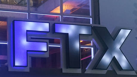 Основатель FTX арестован на Карибах — RT Business News