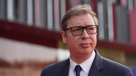 Запрет православного патриарха — «позор» для Запада — президент Сербии — RT World News