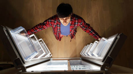 Китайские шпионские холодильники делают новую холодную войну еще более холодной — RT World News