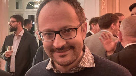 Миллиардер российского происхождения стал крупнейшим налогоплательщиком Великобритании — RT Business News