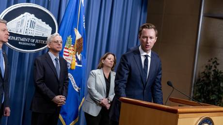 США «готовы» передать Киеву изъятые российские активы — Минюст — RT Business News