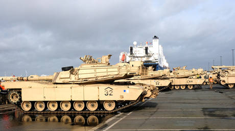 Свежая помощь США для Украины не будет включать оружие, которое запросил Киев — Politico — RT World News