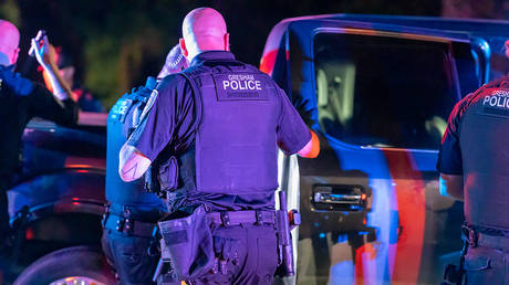 В берсерке мужчина грыз лицо жертвы — RT World News