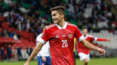 Вундеркинд российского футбола отвергает опасения по поводу национальности — RT Sport News