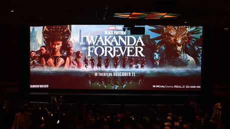 Франция критикует «ложное» изображение военных в фильме Marvel — RT World News