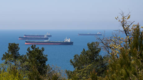Стоимость доставки бензина на Запад резко возросла после эмбарго на Россию — Bloomberg — RT Business News