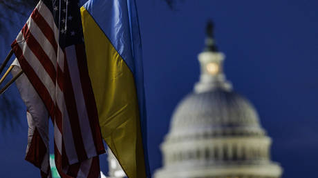 Украина имеет «полное господство» над США — Трамп — RT World News