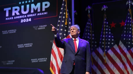 Арест приведет к «оползню» на выборах Трампа в 2024 году — Маск — RT World News