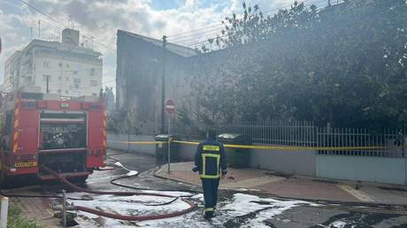 Российский чиновник осуждает «терроризм» против культурного центра — RT Россия и бывший Советский Союз