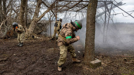 Азиатский союзник одолжит США артиллерийские снаряды — СМИ — RT World News