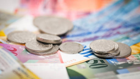 Швейцария отказывается замораживать больше российских активов — чиновник — RT Business News