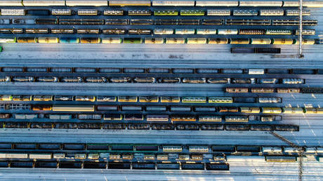 Белорусский экспорт в Россию резко вырос — посол — RT Business News