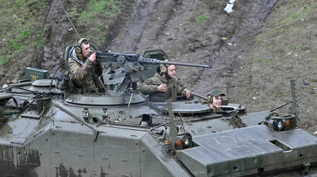 Пентагон допустил «ошибку» в помощи Украине на 3 миллиарда долларов — Reuters — RT World News