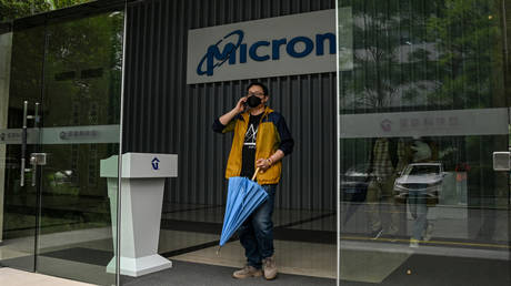 США могут запретить китайские чипы, но симметричный ответ считается несправедливым — RT World News