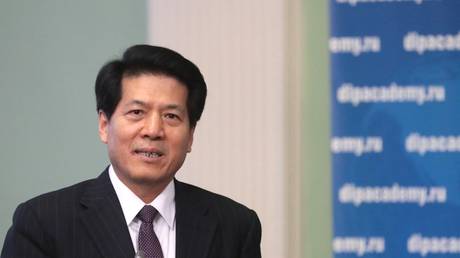 Спецпредставитель КНР встретился с Зеленским — RT World News