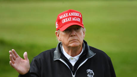 Трамп призывает США объявить дефолт по долгам — RT World News