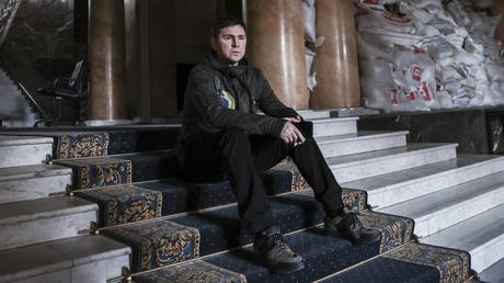 Украина вас ненавидит, сказал Москве помощник Зеленского — RT Россия и бывший Советский Союз