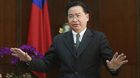 Более тесные отношения с Тайбэем вместо Пекина противоречат интересам ЕС — RT World News