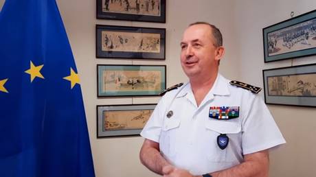 ЕС исключает, что войска НАТО открыто воюют в Украине — RT World News