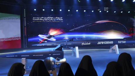 Иран заявляет о гиперзвуковом прорыве — RT World News