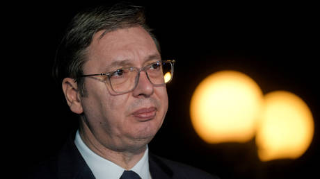 Лидер Косово «мечтает о войне» — президент Сербии — RT World News