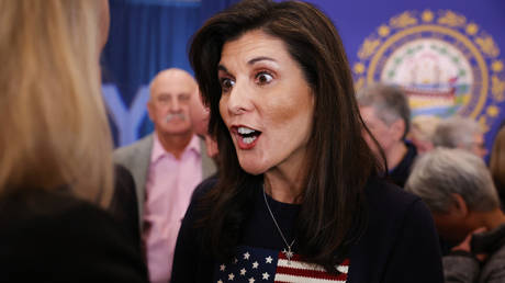 Никки Хейли настаивает на Третьей мировой войне, если Украина проиграет — RT World News