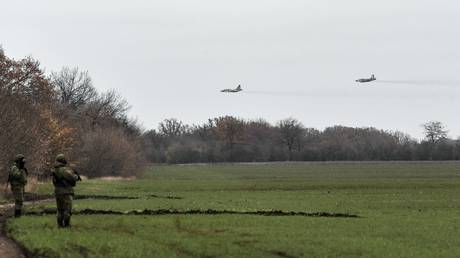 Российские силы сбили украинский штурмовик Су-25 — СМИ — RT Россия и бывший Советский Союз