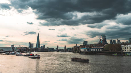 Великобритания столкнулась с самой высокой инфляцией в развитом мире — ОЭСР — RT Business News