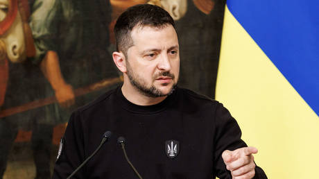 Зеленский отменил традиционное празднование поражения нацистов во Второй мировой войне — RT Россия и бывший Советский Союз