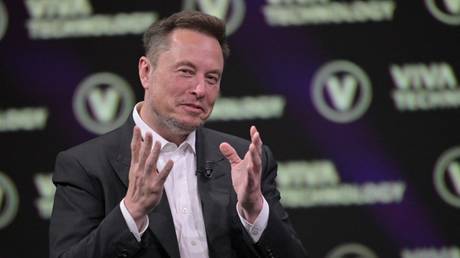 Маск объясняет новые ограничения Twitter — RT World News