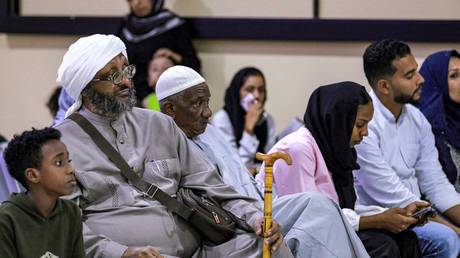 Многие застряли в Судане после того, как посольство США уничтожило их паспорта — эксперт — RT Africa